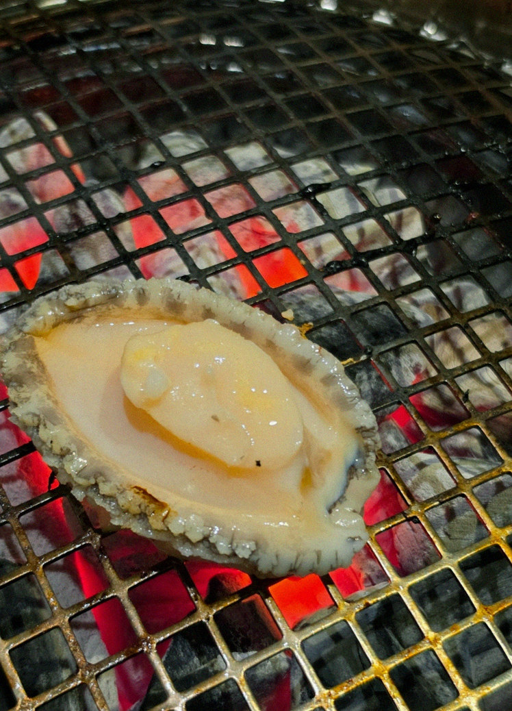 DAEBOJUNG City Hall · コースに添えられる海鮮料理