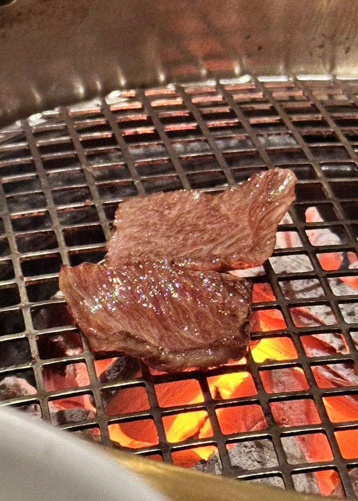 대보정 시청역점 · 광화문 점심맛집 광화문 맛집 · 비장탄 그릴 위에서 익어가는 한우
