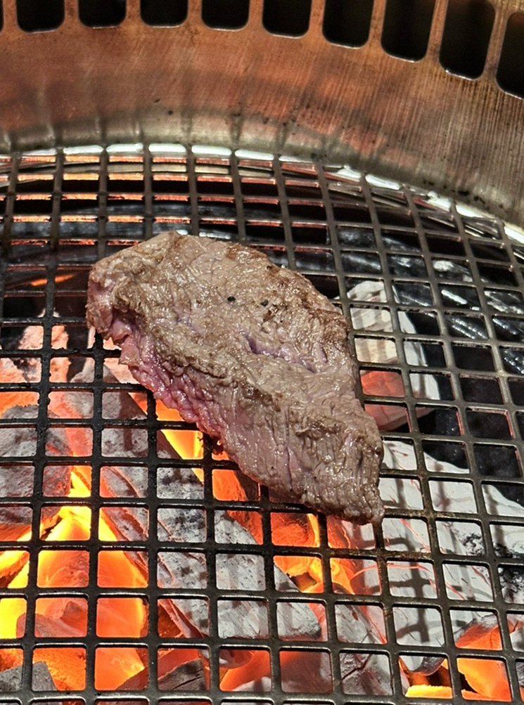 대보정 시청역점 · 광화문 점심맛집 광화문 맛집 · 비장탄 그릴 위에서 익어가는 한우