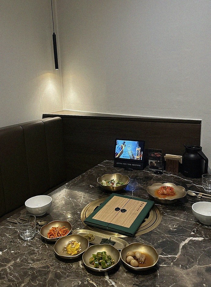 대보정 시청역점 · 한우오마카세 서울 한우오마카세 · 따뜻하게 마무리하는 국물 요리