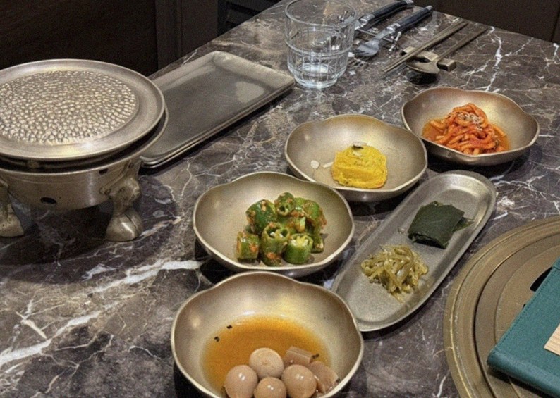 DAEBOJUNG City Hall · assorted Korean side dishes (banchan)