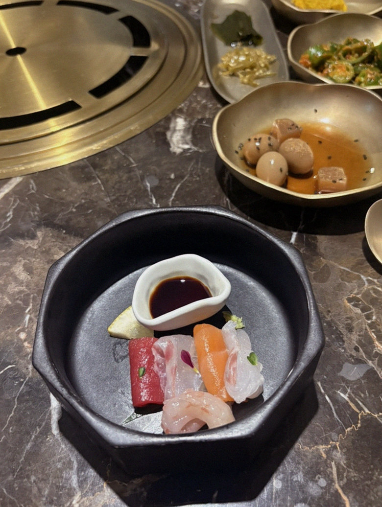 대보정 시청역점 · 광화문 맛집 서울 한우오마카세 · 코스에 곁들여지는 해산물 요리
