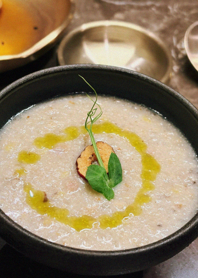 DAEBOJUNG Yeouido · fresh Hanwoo beef tartare (yukhoe)