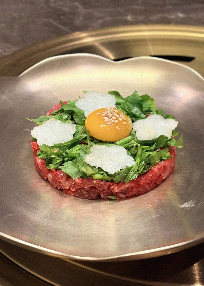 DAEBOJUNG Yeouido · fresh Hanwoo beef tartare (yukhoe)