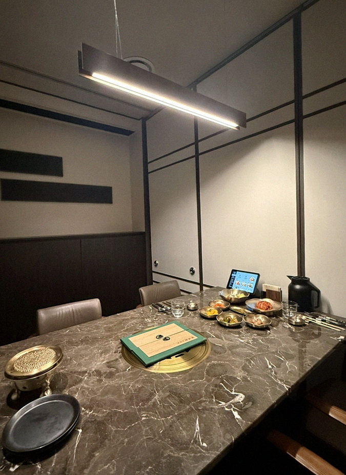대보정 여의도점 · 여의도 맛집 더현대 맛집 · 전 좌석 프라이빗 룸 내부 분위기