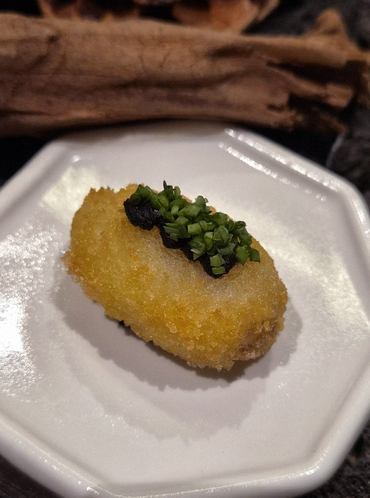DAEBOJUNG Yeouido · fresh Hanwoo beef tartare (yukhoe)