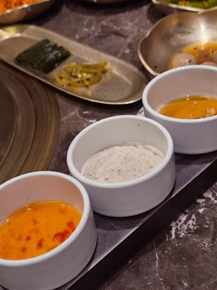DAEBOJUNG Yeouido · assorted Korean side dishes (banchan)