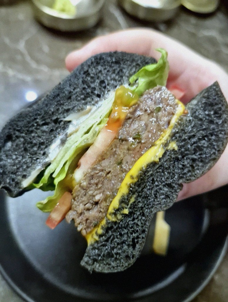 대보정 여의도점 · 여의도 룸식당 여의도 한우오마카세 · 신선한 한우 육회