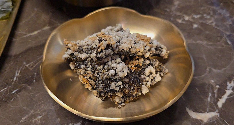 대보정 여의도점 · 여의도 룸식당 여의도 맛집 · 시그니처 한우 쇼잉 — 진열함에 담긴 마블링 한우와 캐비아