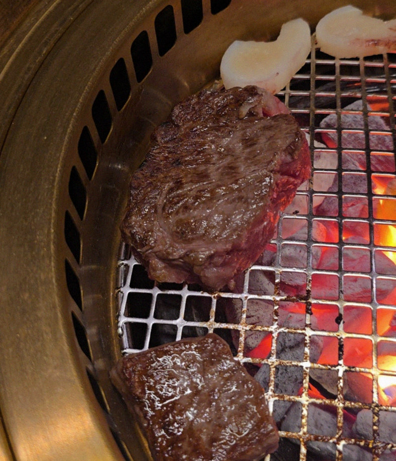 대보정 여의도점 · 여의도 룸식당 여의도 맛집 · 비장탄 그릴 위에서 익어가는 한우