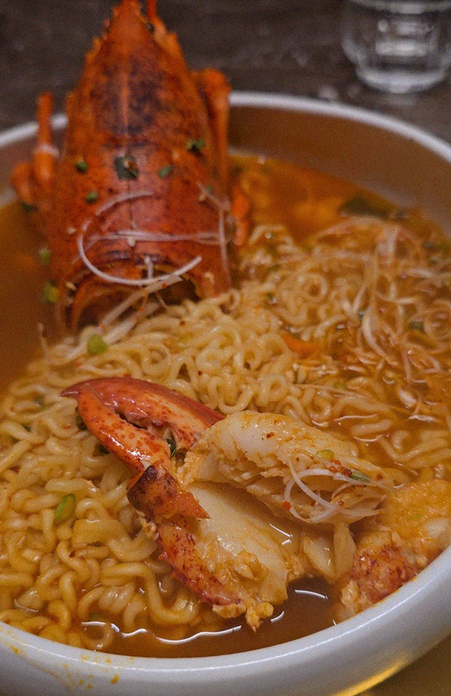 대보정 여의도점 · 여의도 룸식당 여의도 맛집 · 따뜻하게 마무리하는 국물 요리