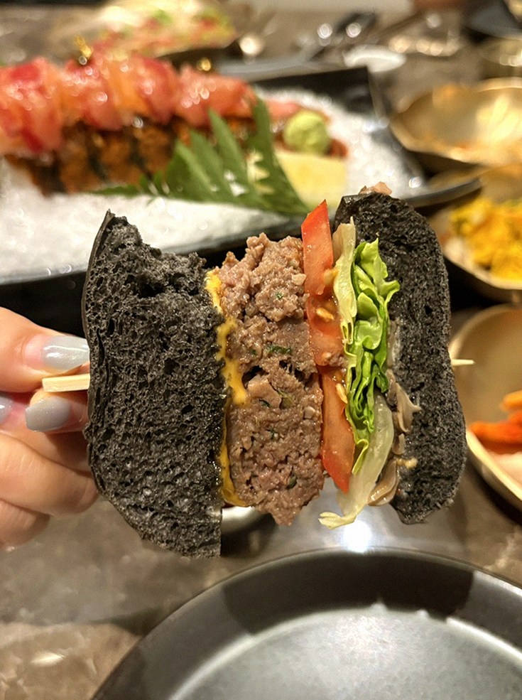 DAEBOJUNG Yeouido · fresh Hanwoo beef tartare (yukhoe)