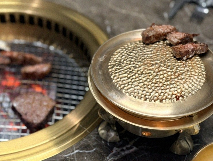 대보정 여의도점 · 여의도 룸식당 여의도 맛집 · 비장탄 그릴 위에서 익어가는 한우