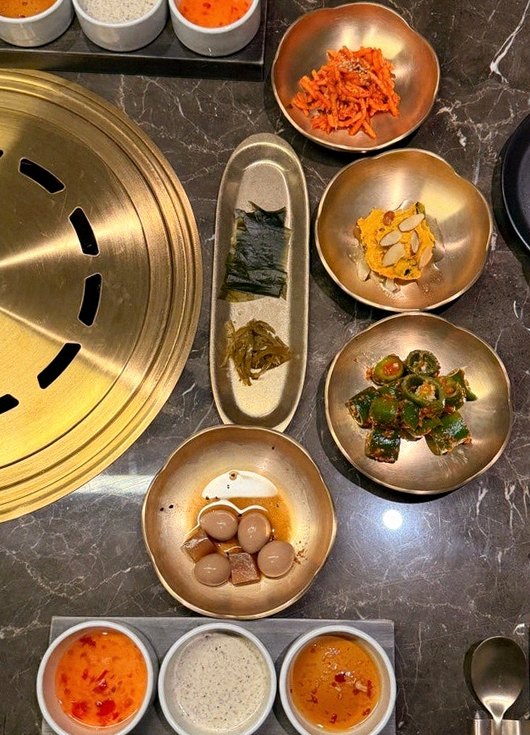DAEBOJUNG Yeouido · 精致的韩式小菜