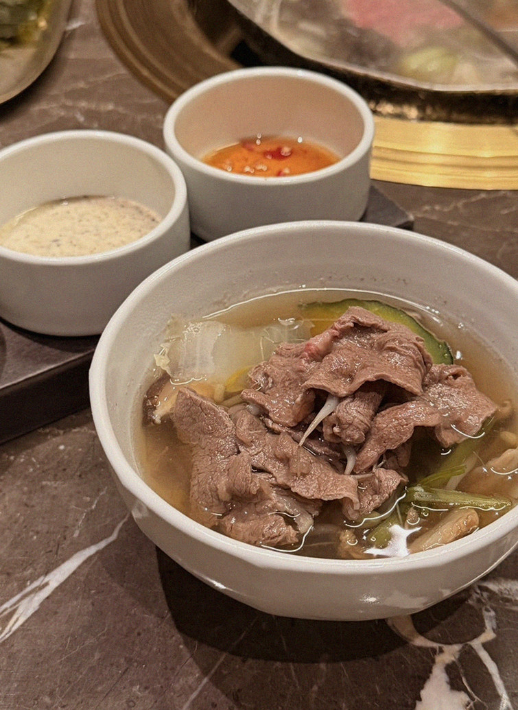 DAEBOJUNG Yeouido · 收尾的热汤