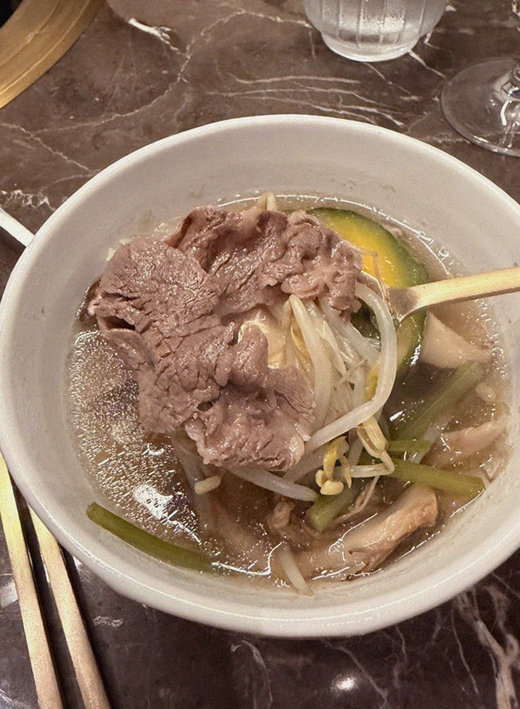 DAEBOJUNG Yeouido · 收尾的热汤