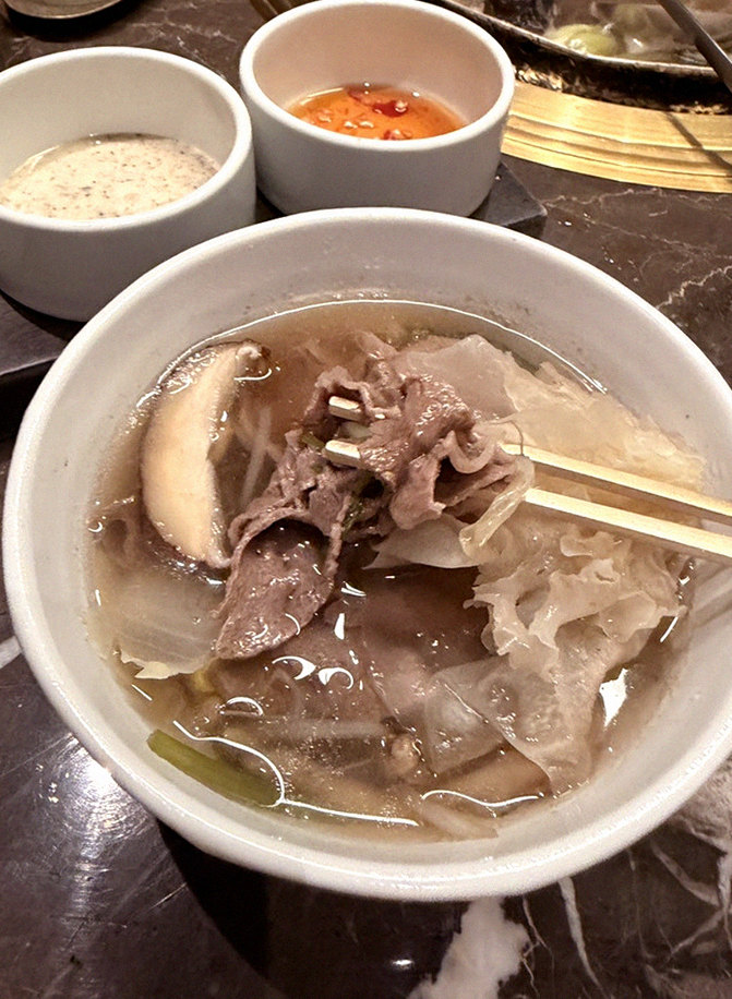 DAEBOJUNG Yeouido · 收尾的热汤