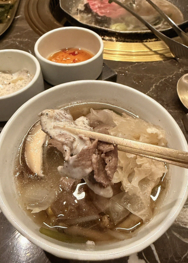 DAEBOJUNG Yeouido · 收尾的热汤