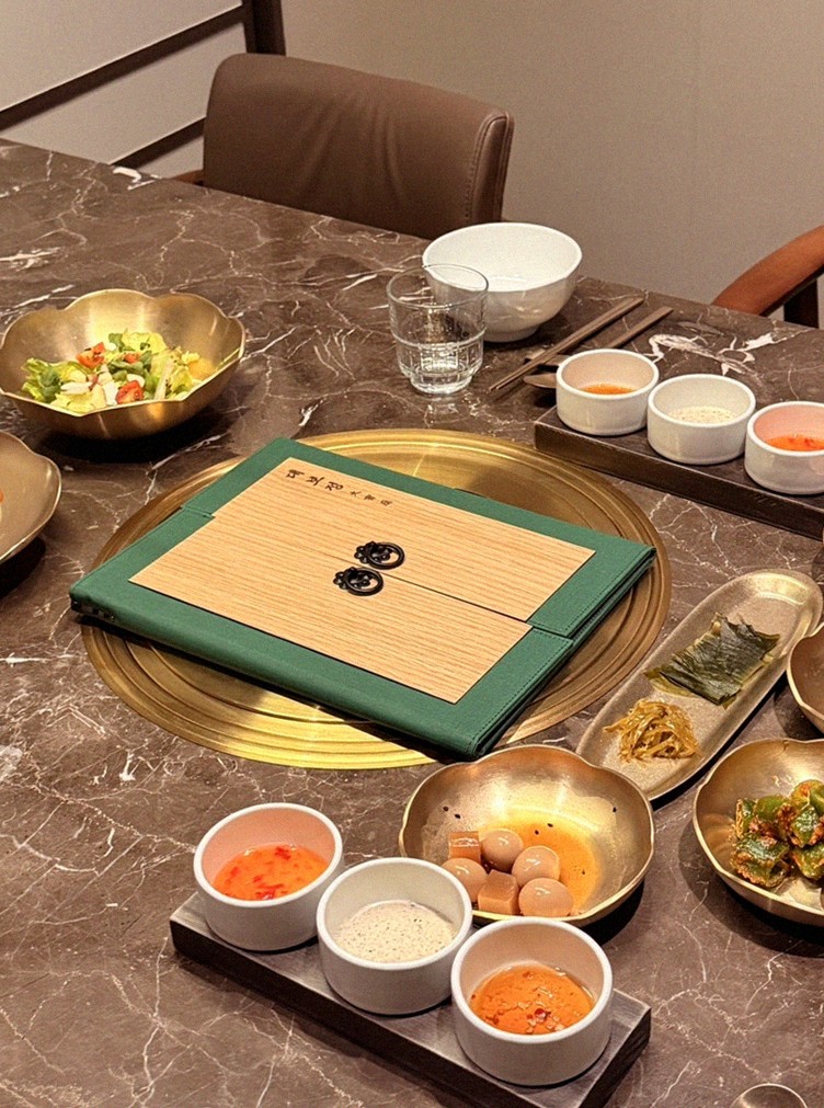 DAEBOJUNG Yeouido · 逐道精心摆盘的韩牛套餐