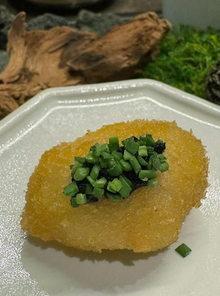 DAEBOJUNG Yeouido · fresh Hanwoo beef tartare (yukhoe)