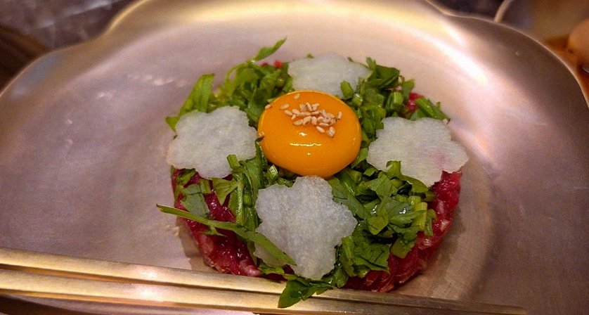 DAEBOJUNG Yeouido · fresh Hanwoo beef tartare (yukhoe)