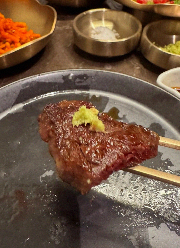 DAEBOJUNG Yeouido · fresh Hanwoo beef tartare (yukhoe)