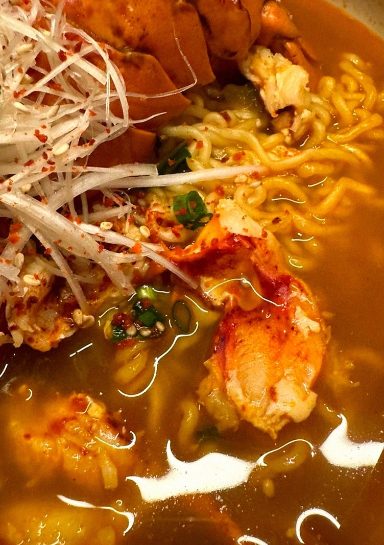 DAEBOJUNG Yeouido · a warm soup to finish the course