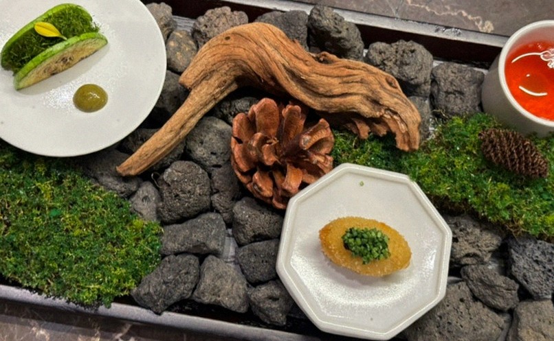 대보정 여의도점 · 여의도 룸식당 여의도 맛집 · 한 접시씩 정성껏 플레이팅된 한우 코스 요리