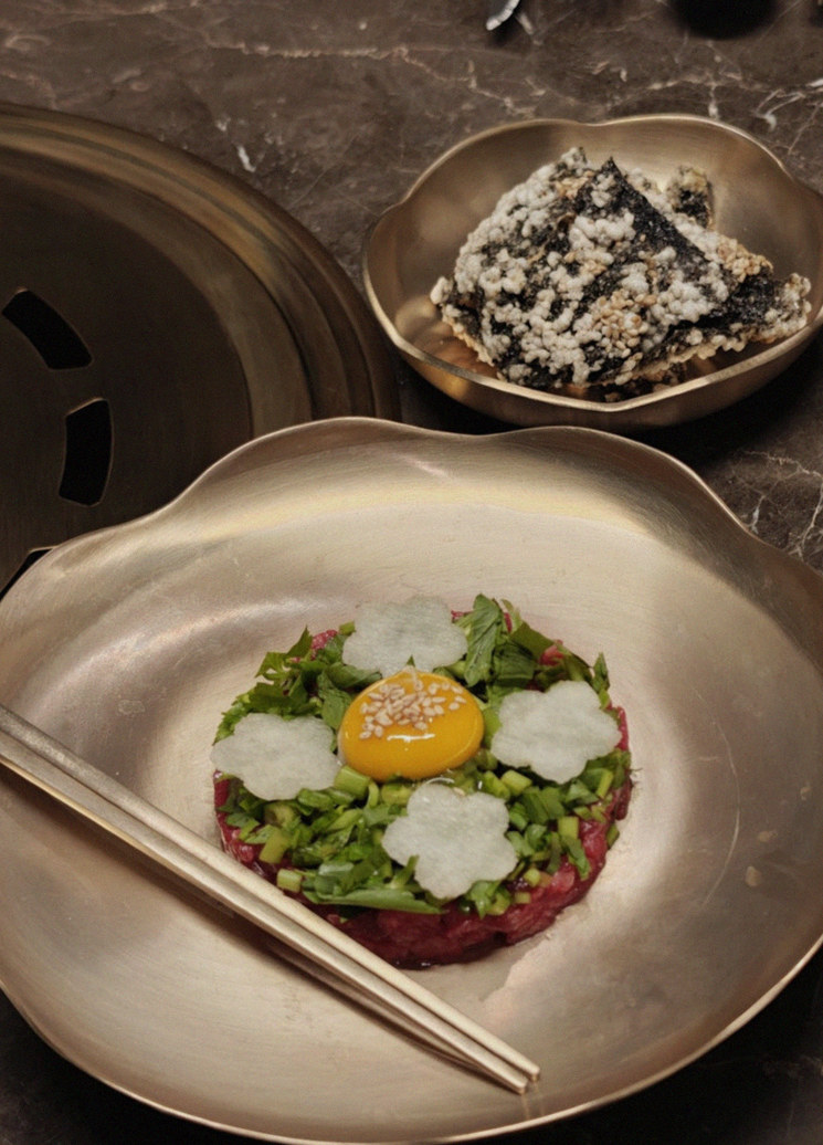 DAEBOJUNG Yeouido · fresh Hanwoo beef tartare (yukhoe)