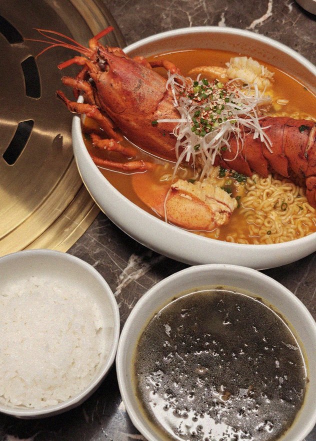 DAEBOJUNG Yeouido · a warm soup to finish the course
