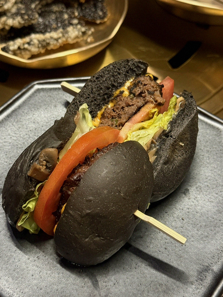 대보정 여의도점 · 여의도 룸식당 여의도 맛집 · 비장탄 그릴 위에서 익어가는 한우