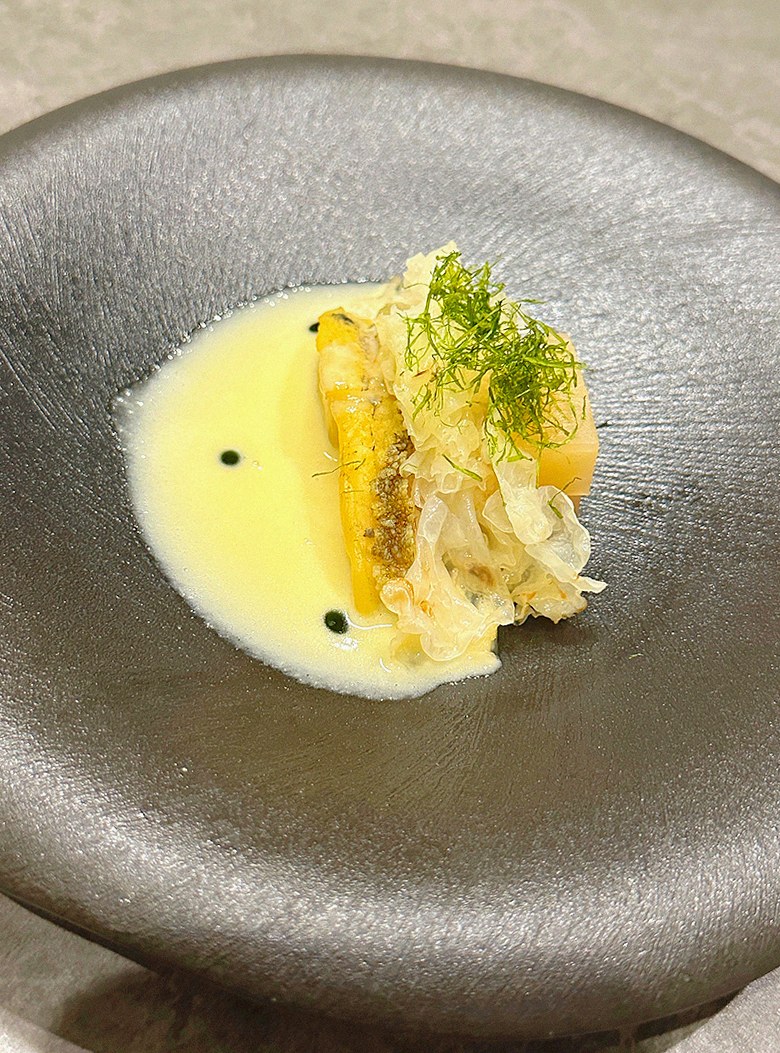 GOWOOGA Gwanghwamun · 新鲜韩牛生拌牛肉