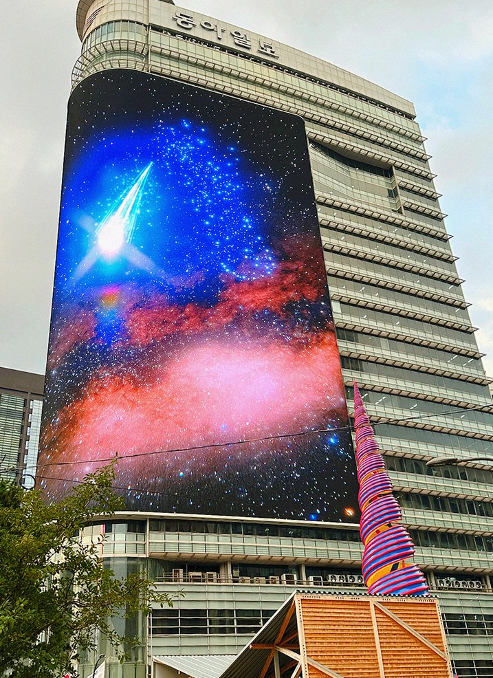 GOWOOGA Gwanghwamun · 餐厅入口与指引
