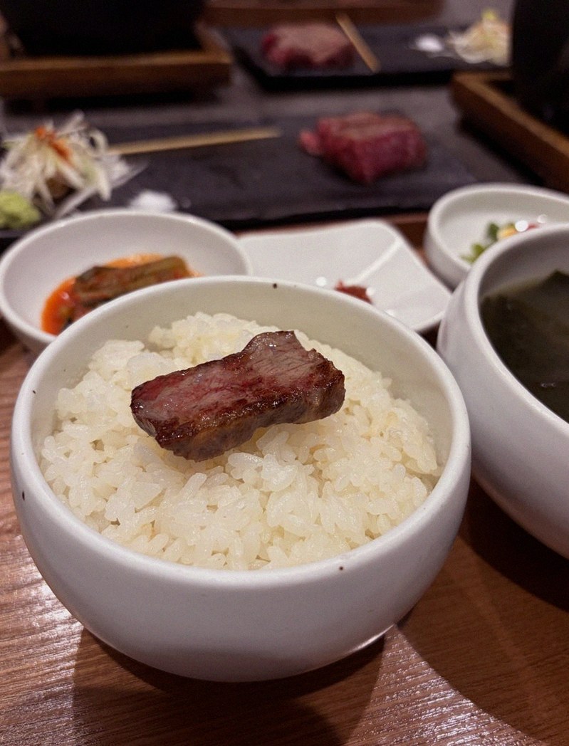 GOWOOGA Gwanghwamun · 食事コースとお供