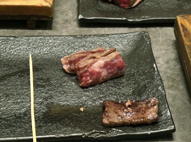 고우가 광화문점 · 광화문 한우오마카세 광화문 룸식당 · 마블링이 살아있는 프리미엄 한우 쇼잉