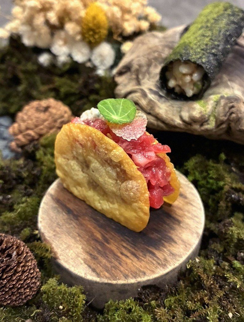 GOWOOGA Gwanghwamun · fresh Hanwoo beef tartare (yukhoe)