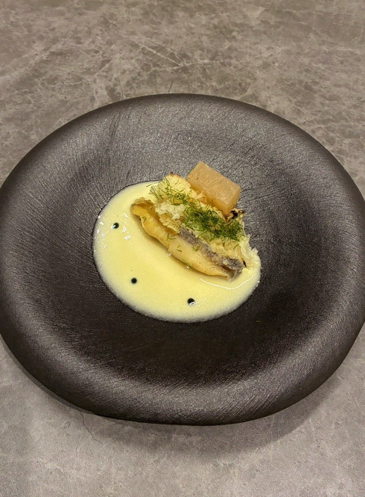 GOWOOGA Gwanghwamun · a plated course of Hanwoo beef