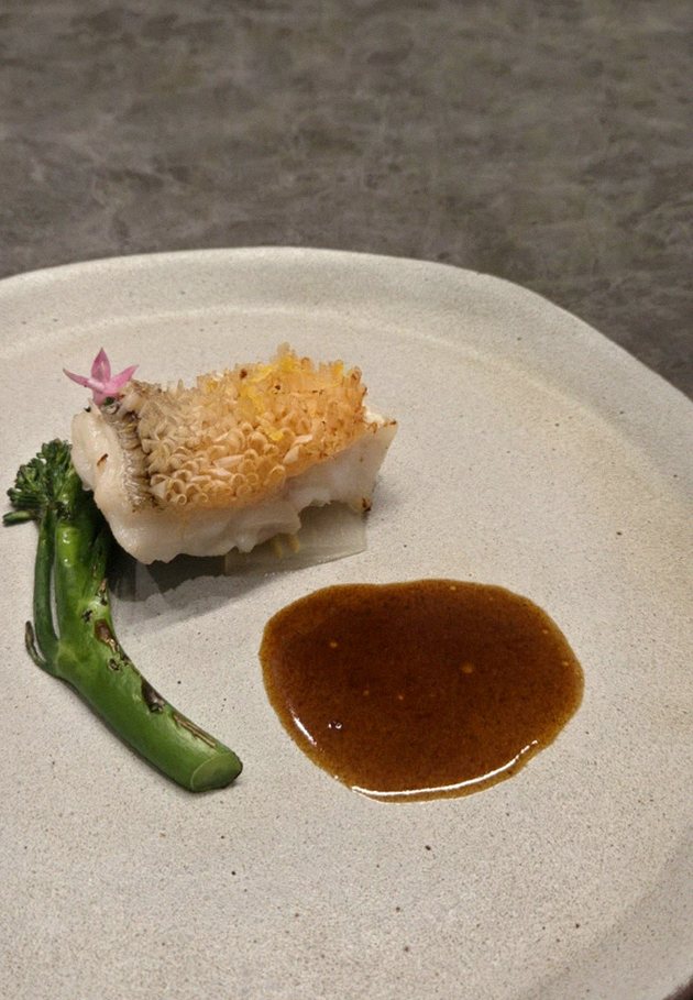 GOWOOGA Gwanghwamun · a plated course of Hanwoo beef