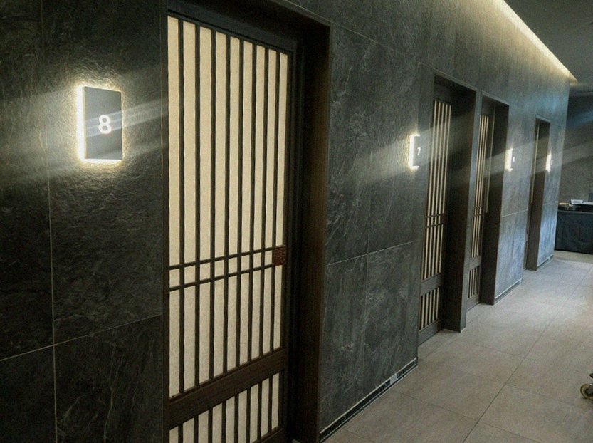 GOWOOGA Gwanghwamun · restaurant entrance and signage