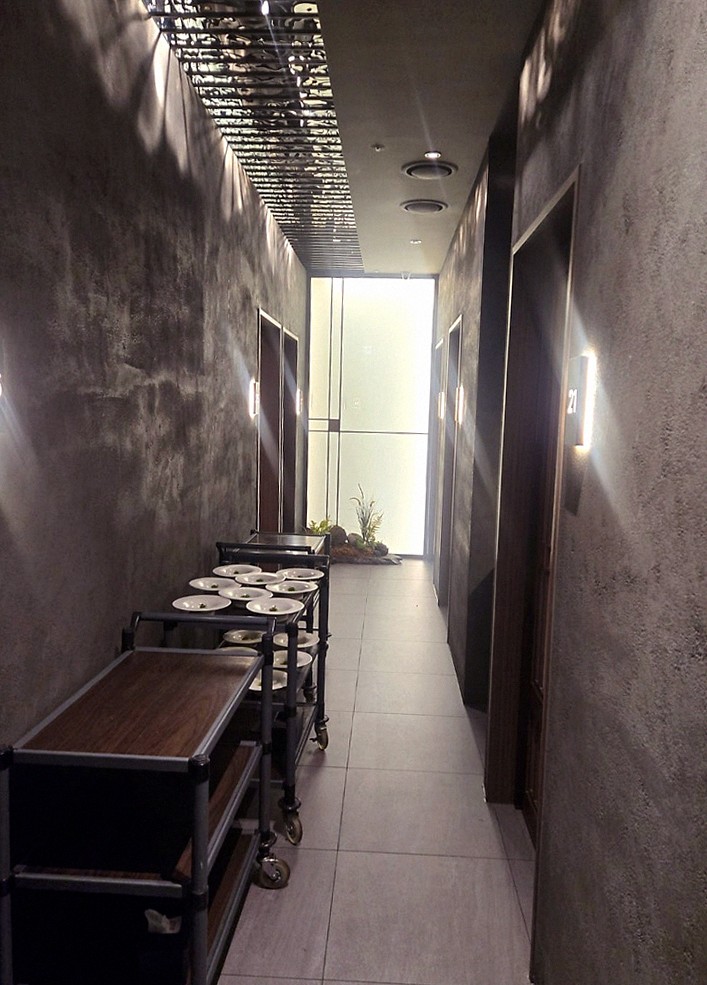 GOWOOGA Gwanghwamun · a private dining room — every table is a private room