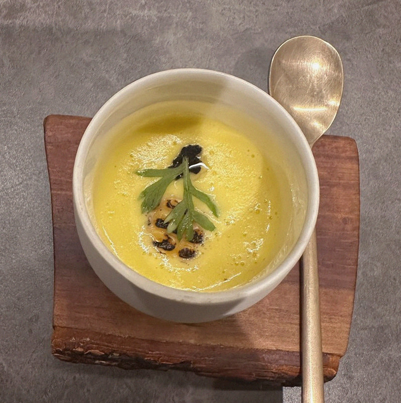 고우가 광화문점 · 광화문 한우오마카세 광화문 룸식당 · 따뜻하게 마무리하는 국물 요리