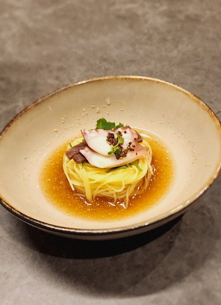 고우가 광화문점 · 광화문 한우오마카세 광화문 룸식당 · 신선한 한우 육회