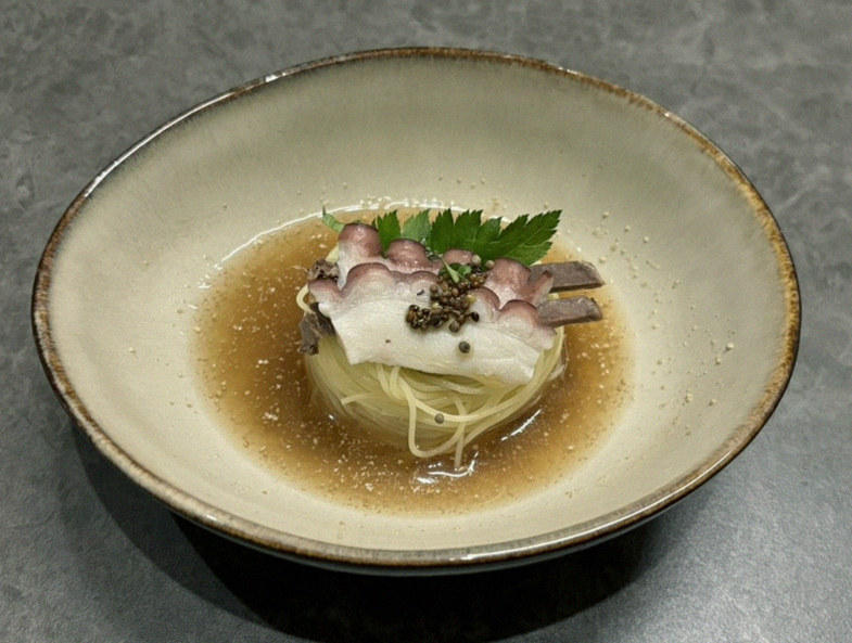 GOWOOGA Gwanghwamun · 逐道精心摆盘的韩牛套餐