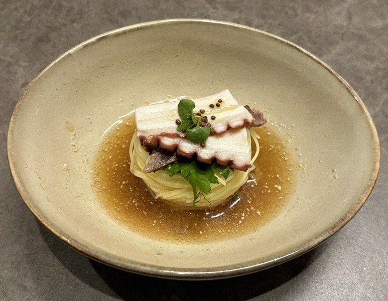 GOWOOGA Gwanghwamun · 逐道精心摆盘的韩牛套餐