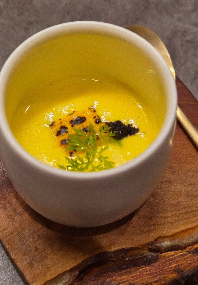 GOWOOGA Gwanghwamun · a warm soup to finish the course