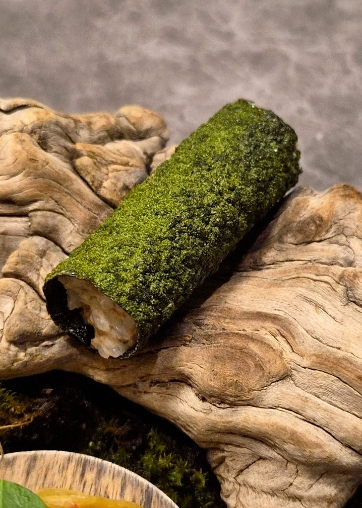 GOWOOGA Gwanghwamun · a plated course of Hanwoo beef