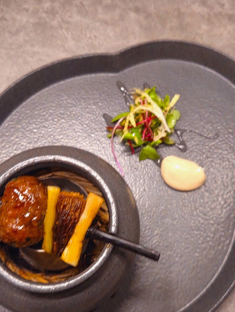 GOWOOGA Gwanghwamun · a plated course of Hanwoo beef