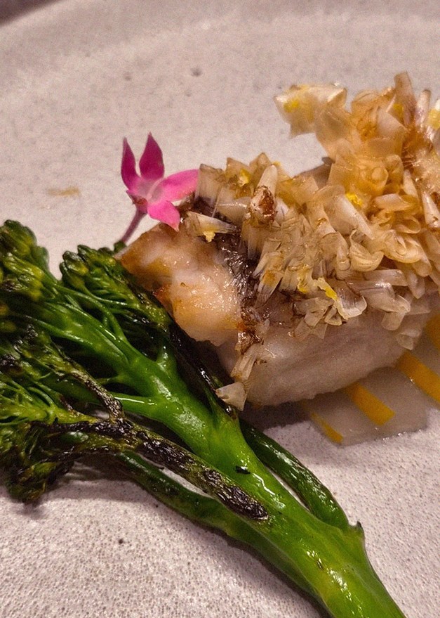 GOWOOGA Gwanghwamun · seafood course served alongside the beef