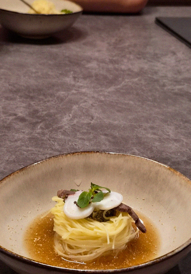 GOWOOGA Gwanghwamun · fresh Hanwoo beef tartare (yukhoe)