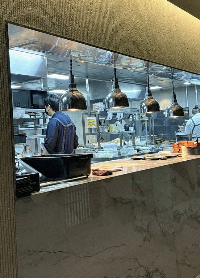 고우가 역삼점 강남 · 강남 한우오마카세 강남 룸식당 · 코스에 곁들여지는 해산물 요리